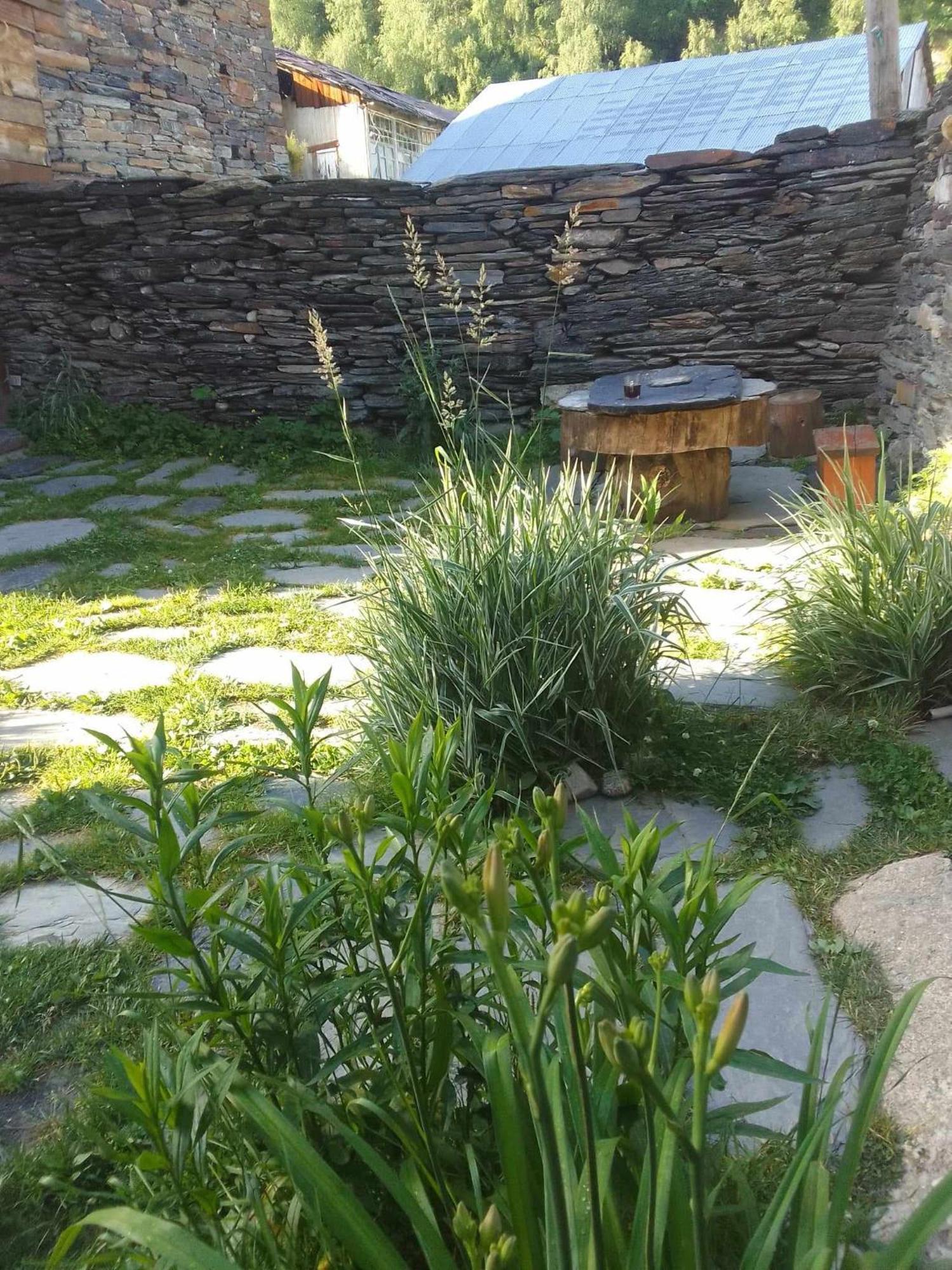 Guesthouse Luka Ушгули Экстерьер фото